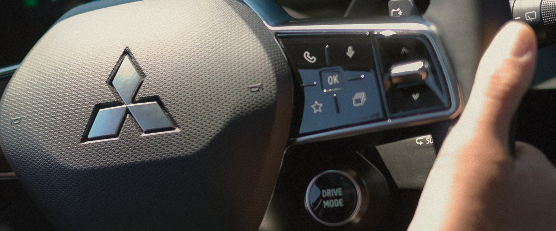 Nové Mitsubishi Eclipse Cross BEV - hlasové ovládání přehrávání hudby