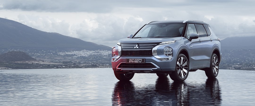 Nové Mitsubishi OUTLANDER PHEV 4X4 - sebevědomý výraz