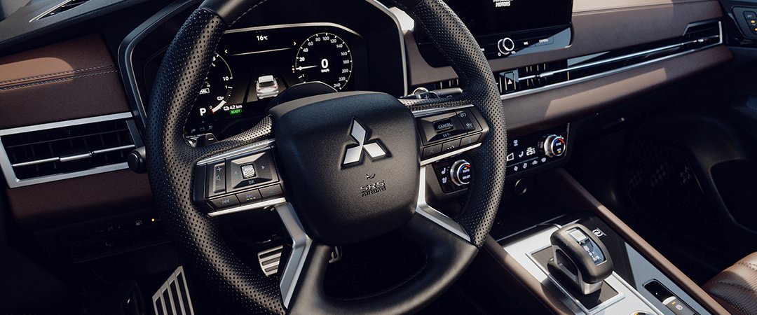 Nové Mitsubishi OUTLANDER PHEV 4X4 - praktičnost a pohodlí