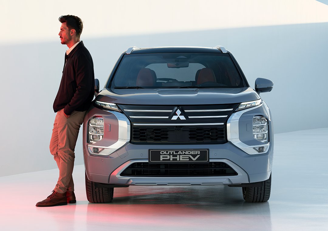 Nové Mitsubishi OUTLANDER PHEV - záruka 8 let