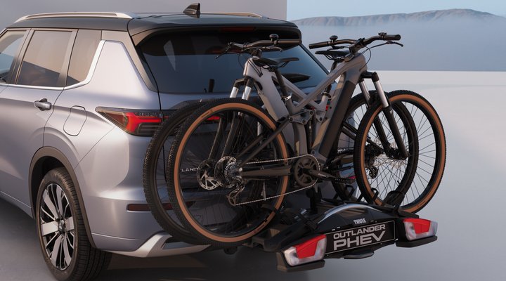 Nové Mitsubishi OUTLANDER PHEV - nosič kol na tažné zařízení