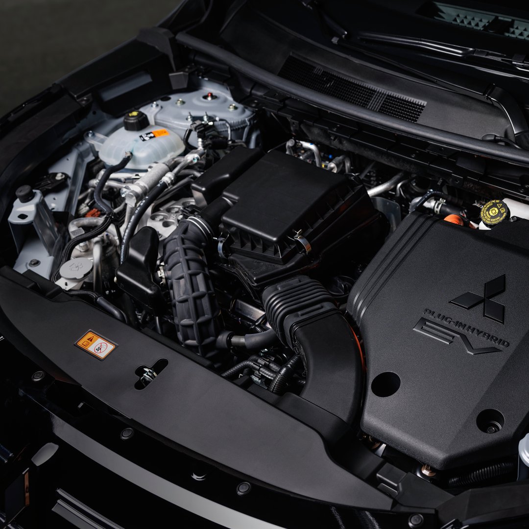 Mitsubishi Outlander PHEV 25 let - PHEV je šetrnější ke spalovacímu motoru